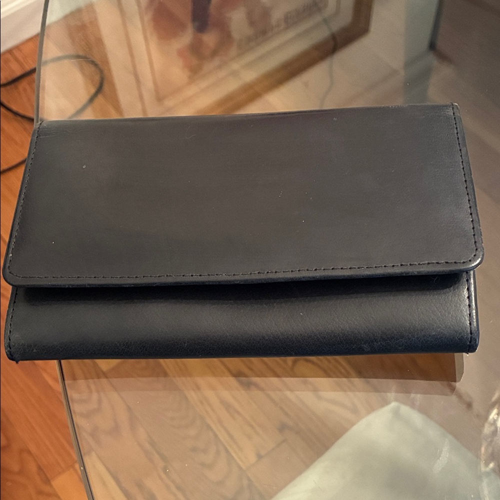 Elegant Black Women’s Leather Wallet